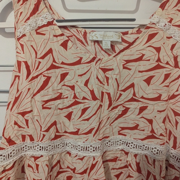 Red/white patterned lace trim sleeveless top XL Suzanne Betro - Picture 4 of 7